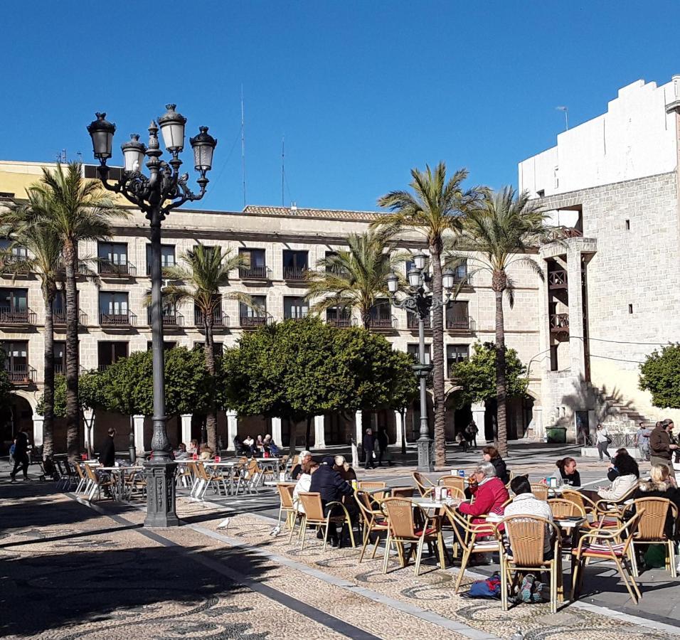 Sherryflat La Estacion - Parking Jerez de la Frontera Exteriör bild